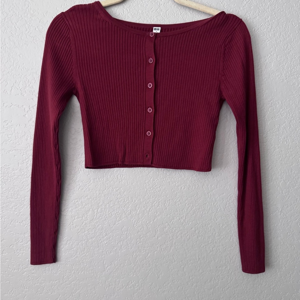 Uniqlo Red Ribbed Long Sleeve Button Down Crop Top